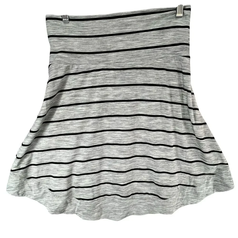 Icebreaker Gray and Black Striped Mini Skirt - Picture 5 of 11